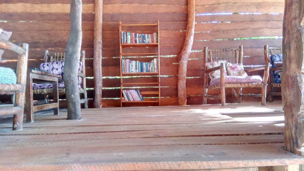 Twisted Palms Lodge & Restaurant Bwejuu Extérieur photo